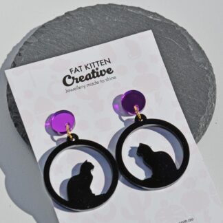 Cat Hoop Black. Black gloss acrylic combined with a purple mirror top.